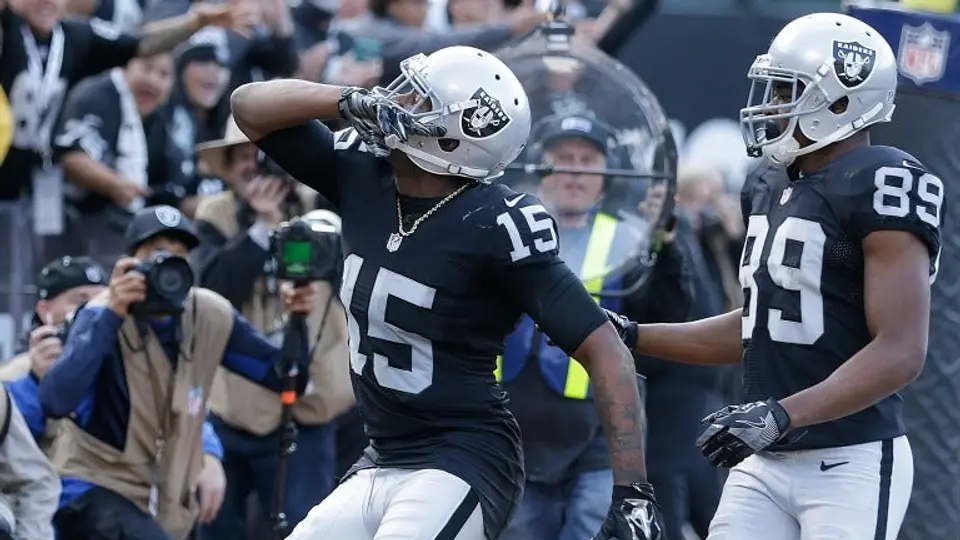 Raiders vienen de atrás y superan a Bills