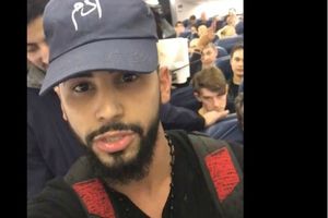 Youtuber, expulsado de avión por hablar en árabe
