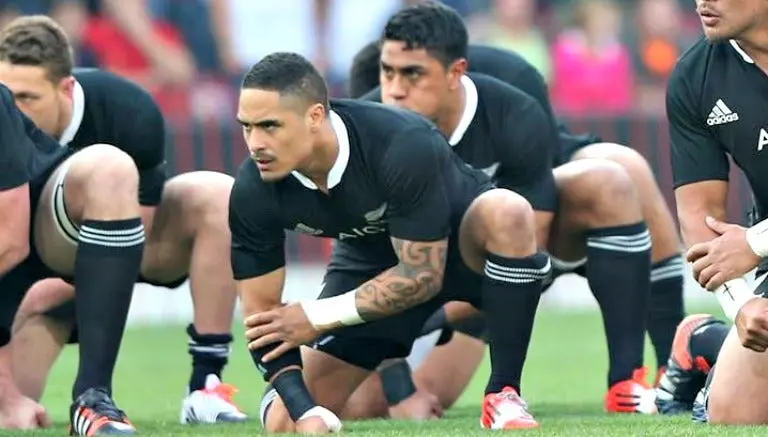 Jugador de All Blacks, suspendido por escándalo sexual