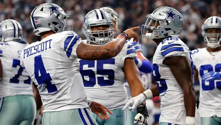 Dallas impone récord de victorias tras vencer a Ravens