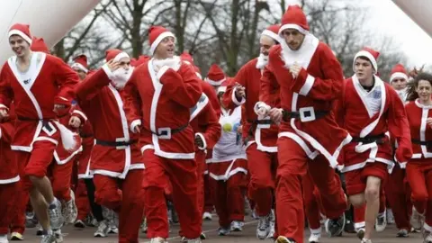 Sorprende a los runners con algún regalo navideño