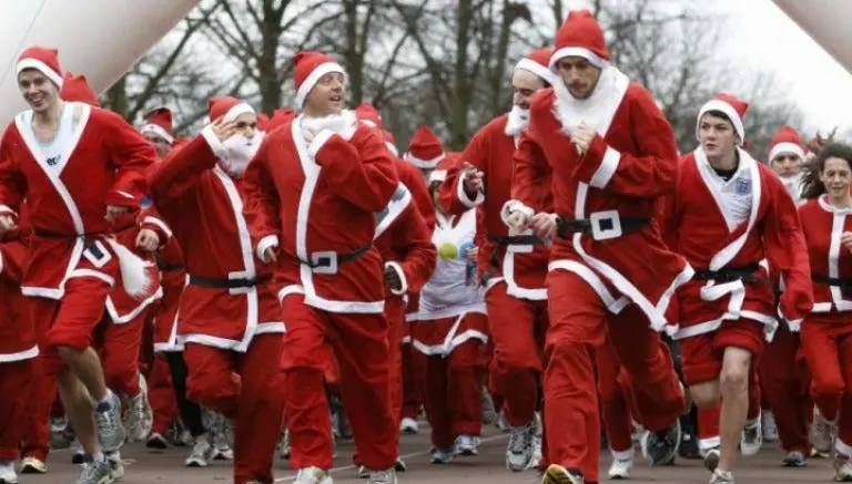 Sorprende a los runners con algún regalo navideño