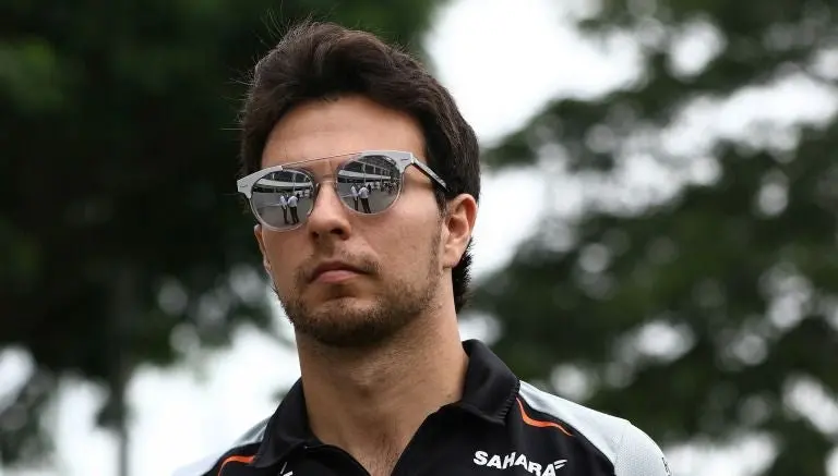 Checo Pérez pierde dramáticamente podio en GP de Brasil