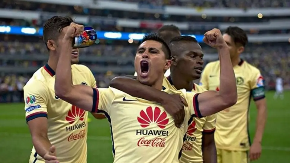 Espinilleras personalizadas, la nueva moda en la Liga MX
