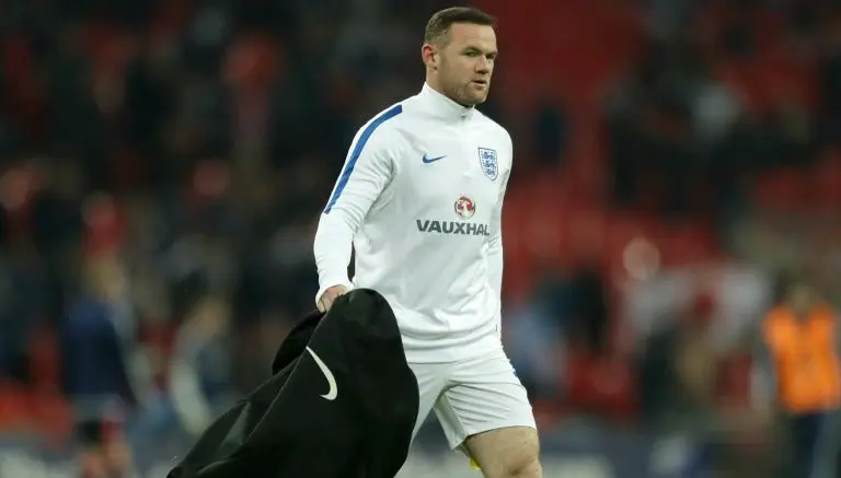 Filtran imágenes de la 'borrachera' de Rooney