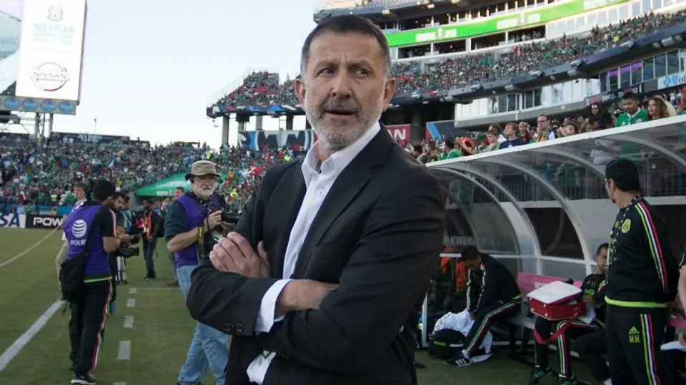 #FueraOsorio, tendencia en redes pese a victoria del Tri