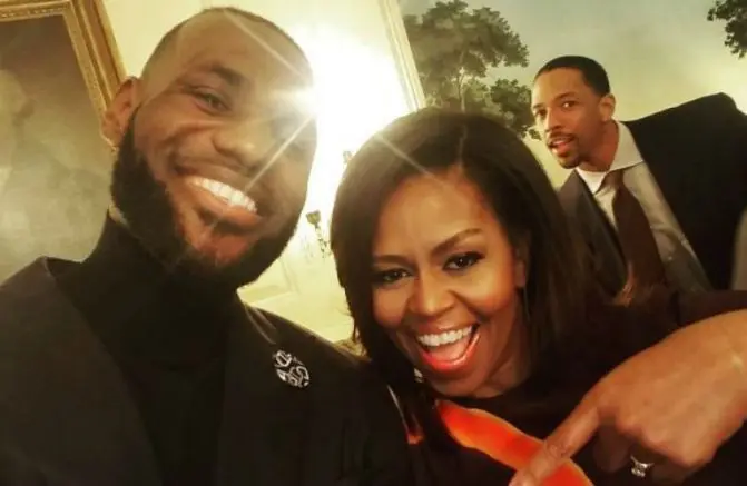 Michelle Obama,  LeBron y Cavs en 'Mannequin Challenge'