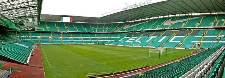 Niño recrea el Celtic Park en Minecraft