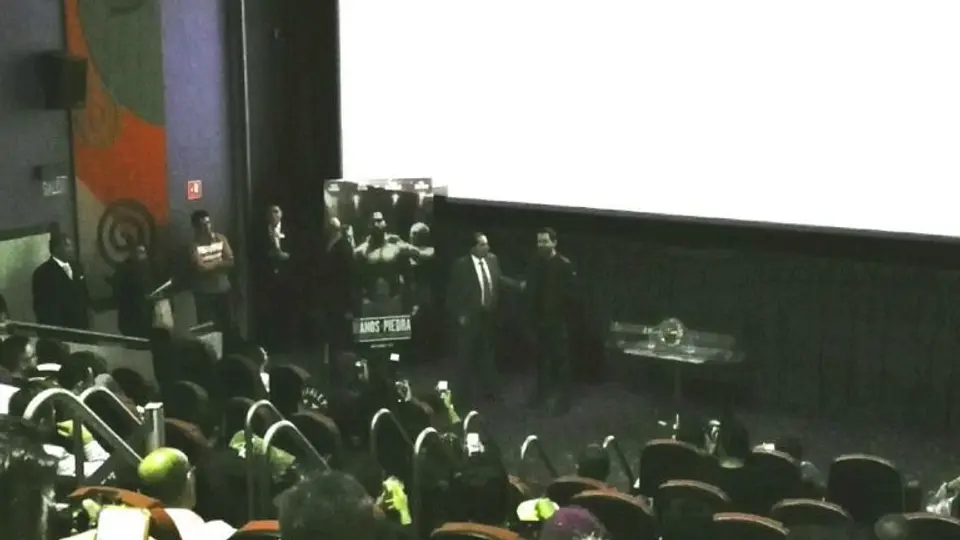 México vive con emoción Premiere de 'Manos de piedra'