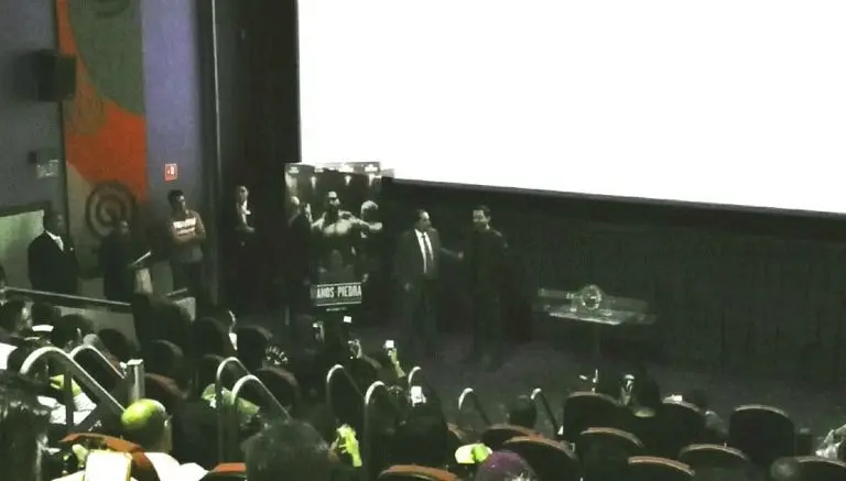 México vive con emoción Premiere de 'Manos de piedra'