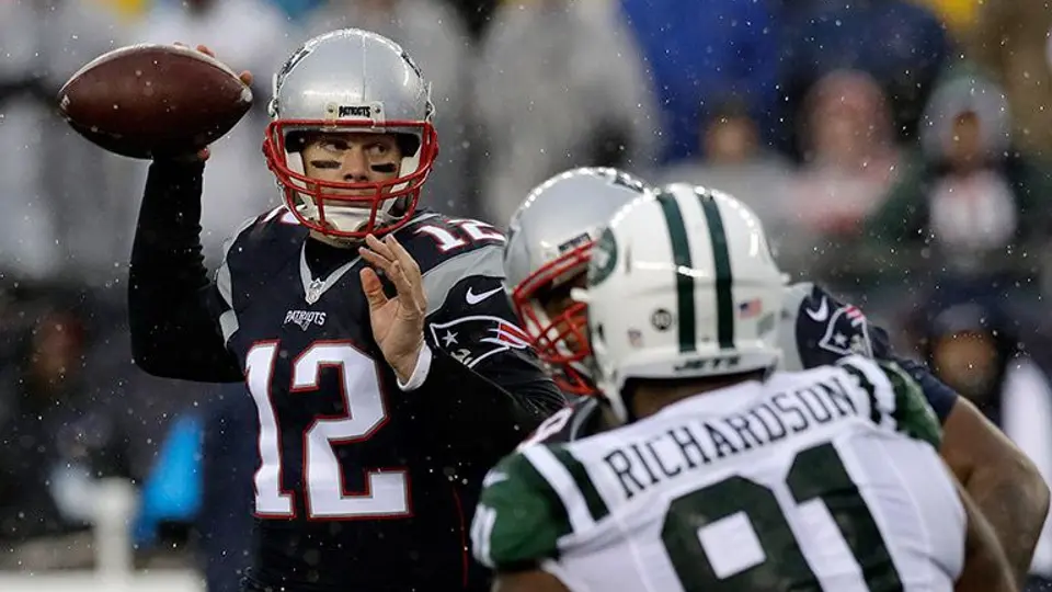 Brady y Pats le dan una paliza navideña a Jets