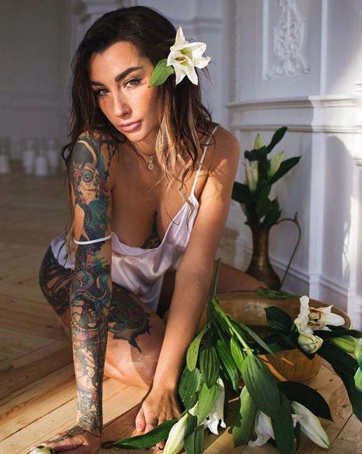 INSTAGRAM @ANGELICA_ANDERS