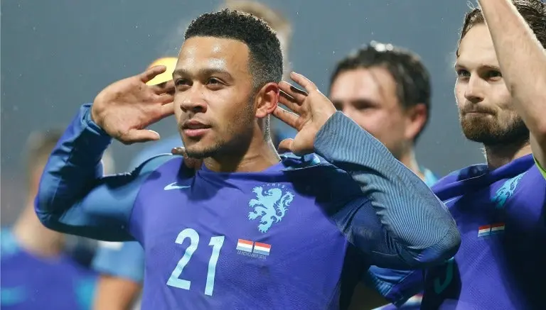 Memphis Depay celebra una anotación con Holanda | EFE