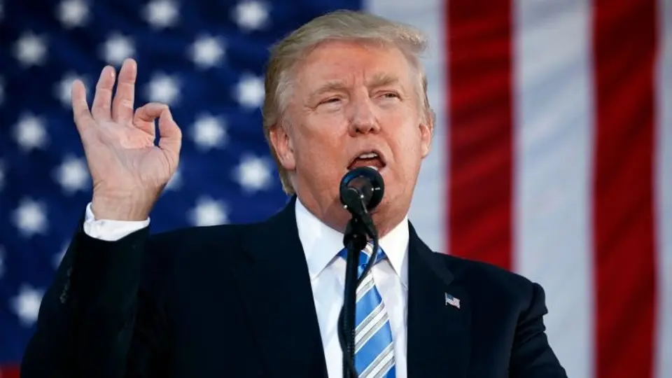 Trump asegura que México reembolsará el muro