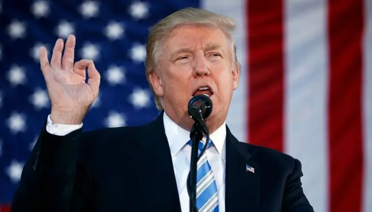 Trump asegura que México reembolsará el muro