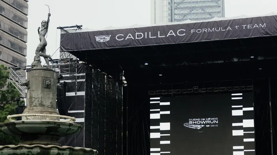 Showrun de Cadillac en CDM | x:@Cadillac_F1