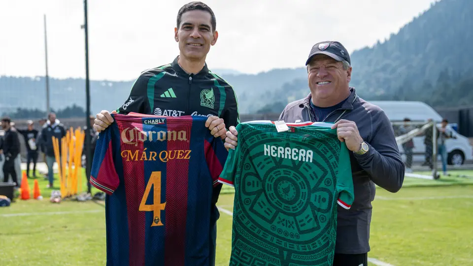 Rafa Márquez junto a su exentrenador Miguel Herrera | X: @Atlante