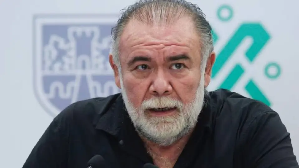 El actor Jesús Ochoa fue hospitalizado después de un accidente ocurrido durante una presentación teatral en Atizapán./ RS