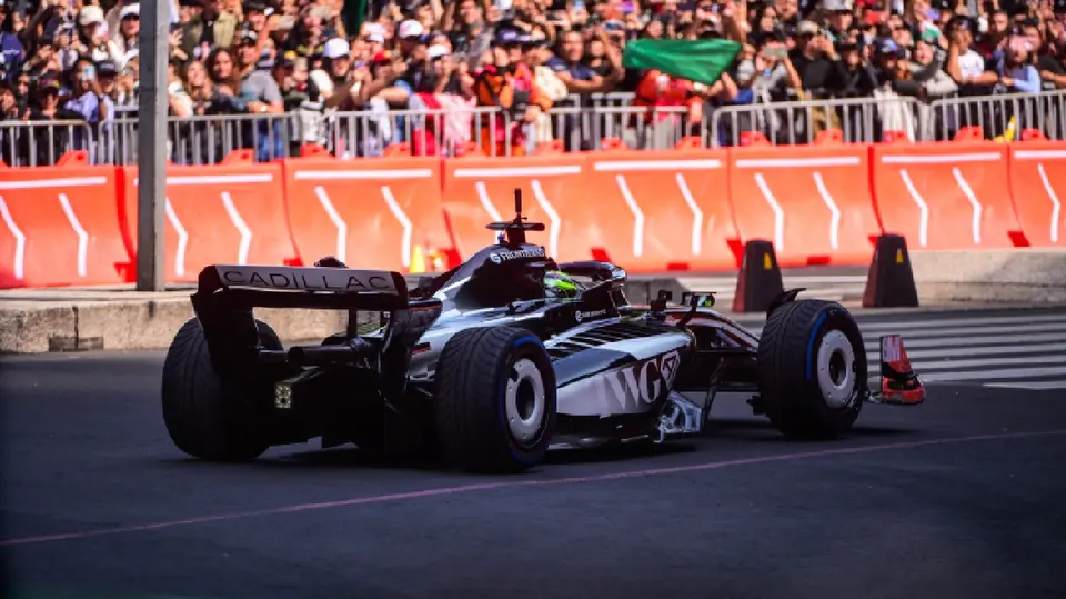Showrun de Checo Pérez en CDMX | IMAGO7