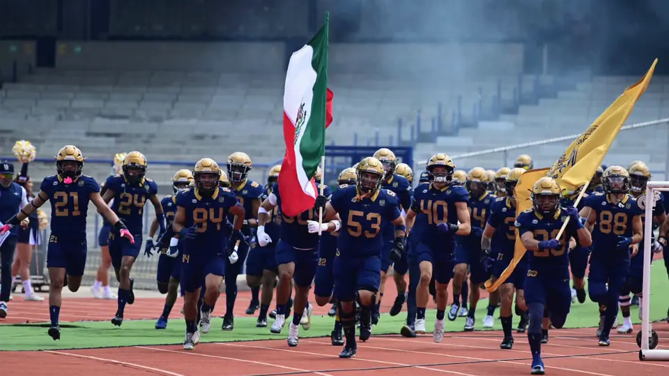 Tradicional salida de Pumas CU hacia el emparrillado | Deportes UNAM