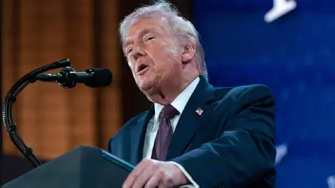 Trump nuevamente se expresó bien de la presidente Sheinbaum/AP
