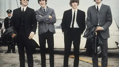 Revelan primeras imágenes de las películas de The Beatles: así lucen John, Paul, George y Ringo