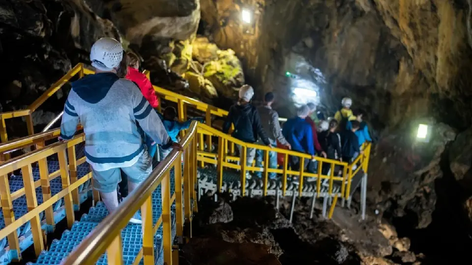 ‘Levanta’ comando armado a 10 ingenieros mineros en Sinaloa