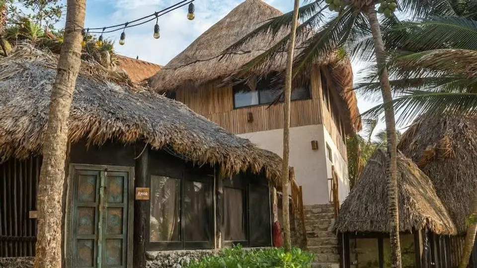El hotel se encuentra dentro del Área Natural Protegida del Parque Jaguar / FB @rpalazuelosb