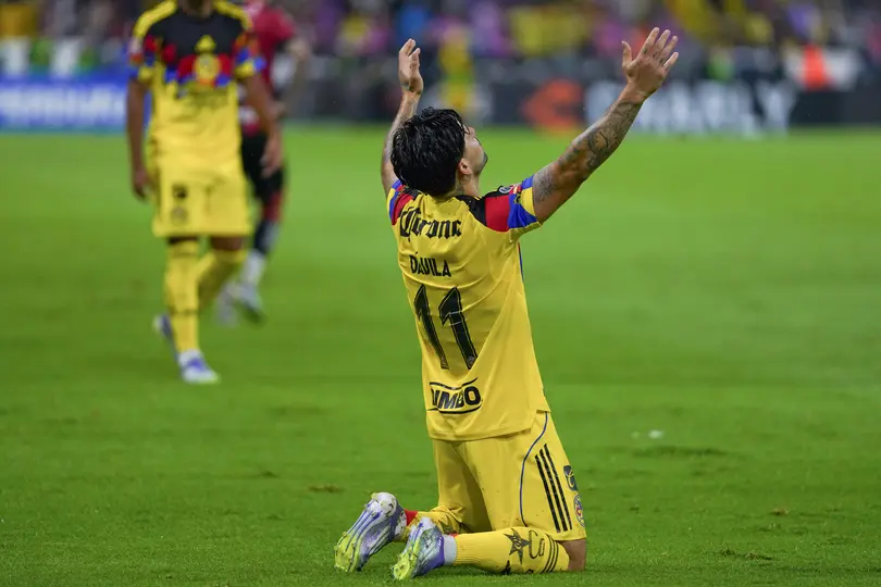 América busca salida de Dávila | IMAGO7