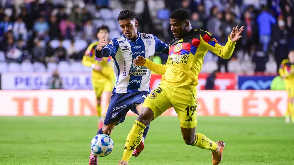 José Zúñiga en el partido entre América y Pachuca de la Jornada 3 del Clausura 2025 | IMAGO7
