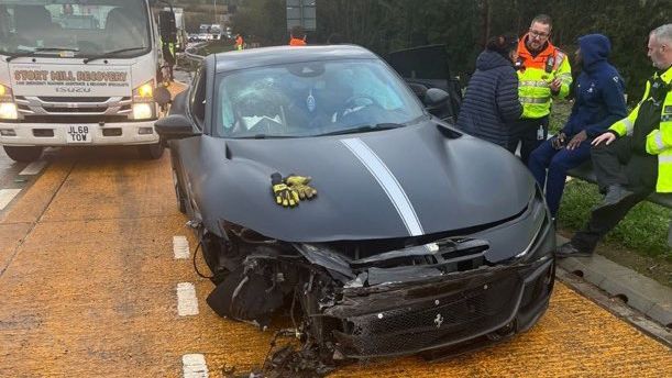 Kolo Muani sufrió accidente en su Ferrari | X: TeleFootball