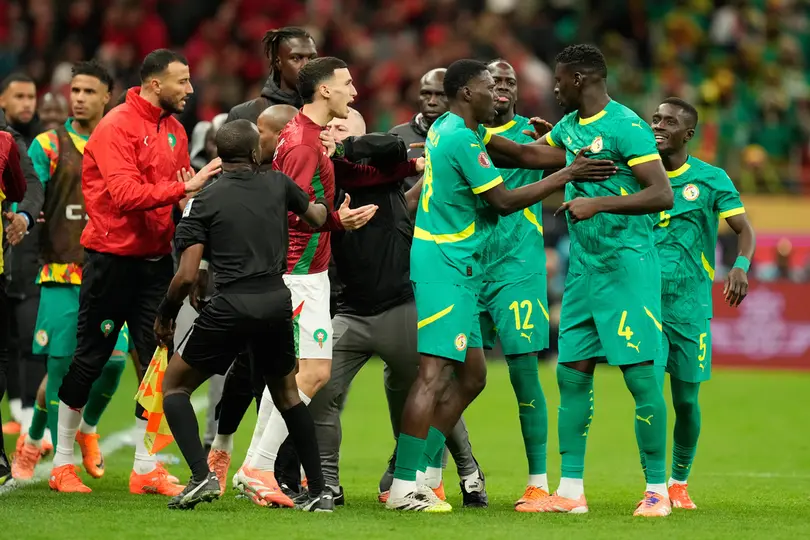Confrontación entre jugadores de Senegal y Marruecos en la Final de la Copa Africana | AP