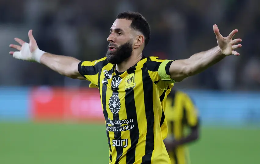 Karim Benzema celebra tras anotar un gol con Al-Ittihad | X: @ittihad_en