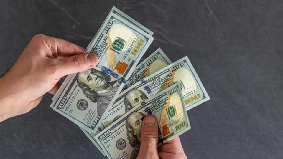 Recuerda que el tipo de cambio puede variar dependiendo el banco / FREEPIK