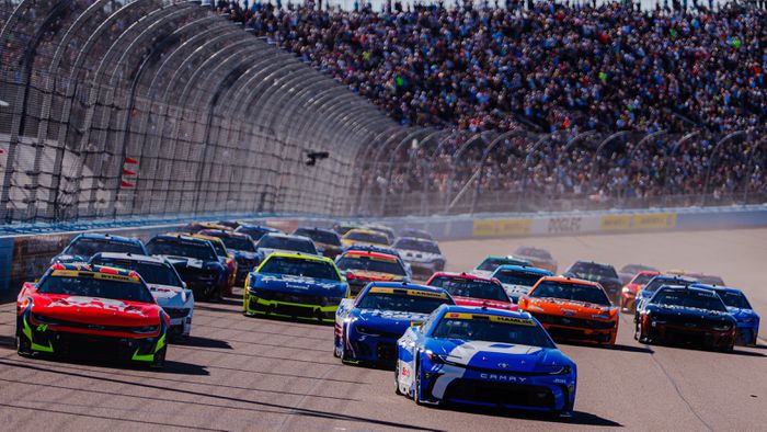 Carrera de NASCAR | X:NASCAR