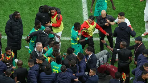 Confrontación entre jugadores de Senegal y Marruecos en la Final de la Copa Africana | AP