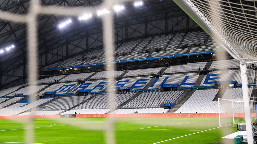 Panorámica del Stade Vélodrome previo al partido de Olympique Marseilla en la Arkema Premiere Ligue | X: @ArkemaPL