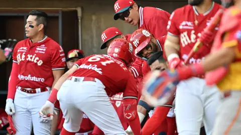 Diablos Rojos aplastando a Cocodrilos de Matanzas | Enrique Gutiérrez