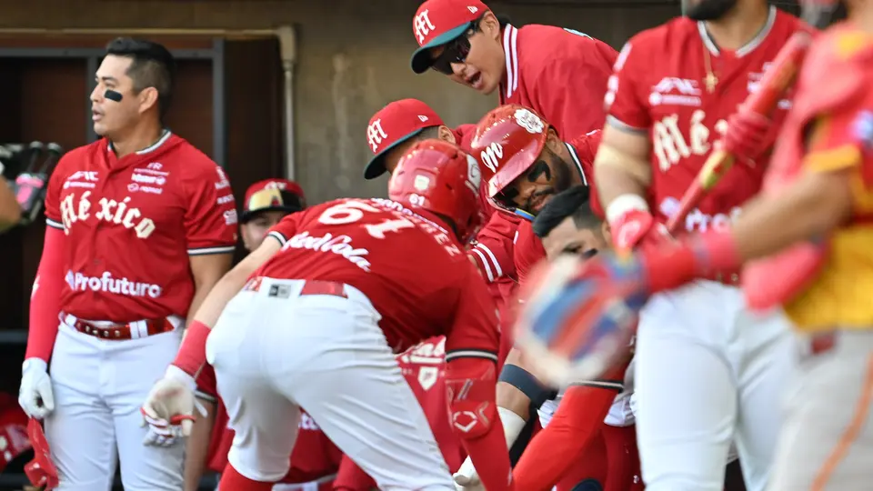 Diablos Rojos aplastando a Cocodrilos de Matanzas | Enrique Gutiérrez