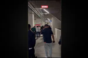 La gente se va del Estadio Banorte y aún no acaba el partido