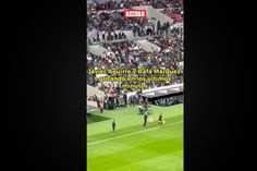 Rafa Márquez y Javier Aguirre dando indicaciones en la recta final del encuentro