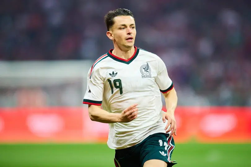 Álvaro Fidalgo, jugador de la Selección Mexicana, durante el partido ante Portugal | MEXSPORT