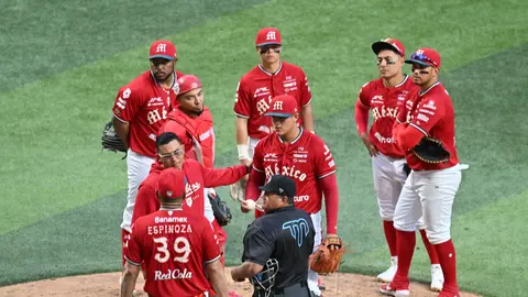 Diablos Rojos aplastando a Cocodrilos de Matanzas | Enrique Gutiérrez