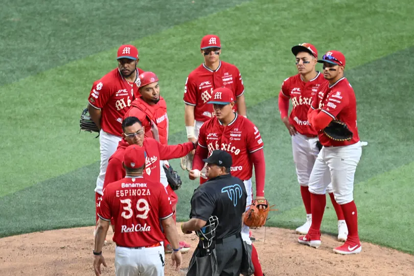 Diablos Rojos aplastando a Cocodrilos de Matanzas | Enrique Gutiérrez