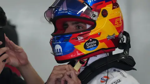 "Espero que la F1 recapacite": Carlos Sainz pide cambios al reglamento tras accidente de Bearman en Japón