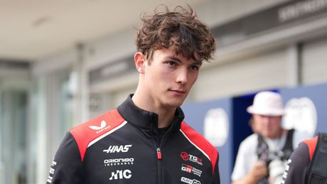 Ollie Bearman tras su accidente en el Gran Premio de Japón 2026 | AP