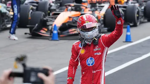 Charles Leclerc, piloto de Ferrari, logra un tercer lugar en el GP de Japón | AP