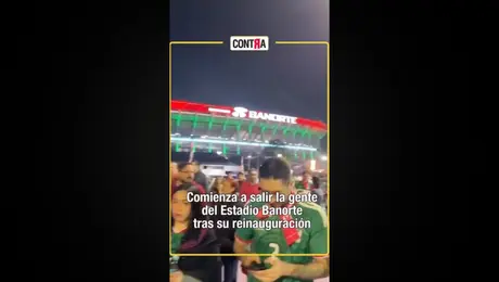 Así comienza a salir la afición mexicana del Estadio Banorte