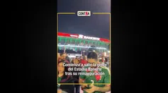 Así comienza a salir la afición mexicana del Estadio Banorte