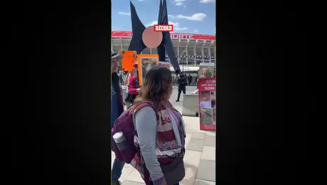 Manifestación en las afueras del Estadio Banorte